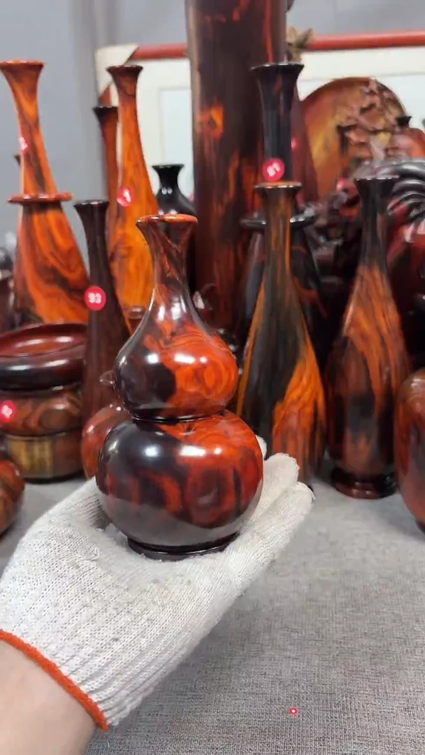 木卡****特大红酸枝葫芦一个