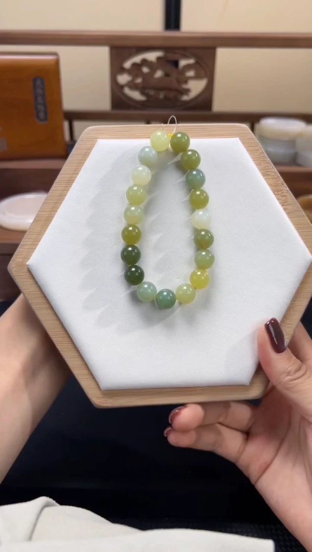 未镶嵌手串和田玉10