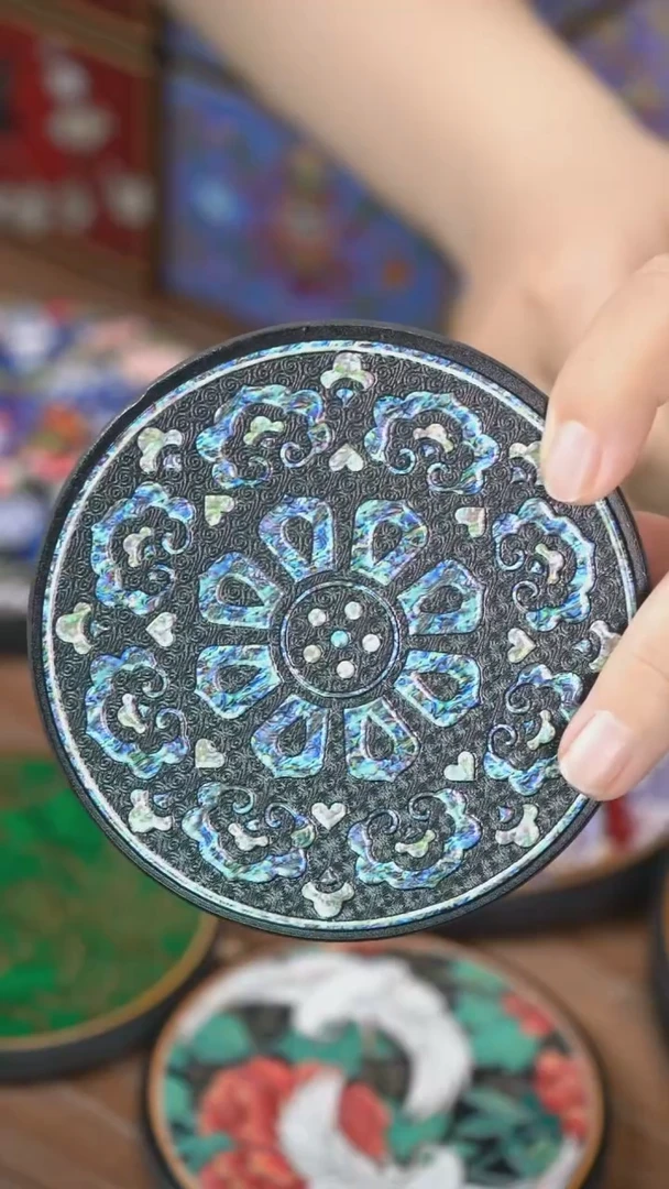 壹藏贰宝幻夜图案杯垫一片