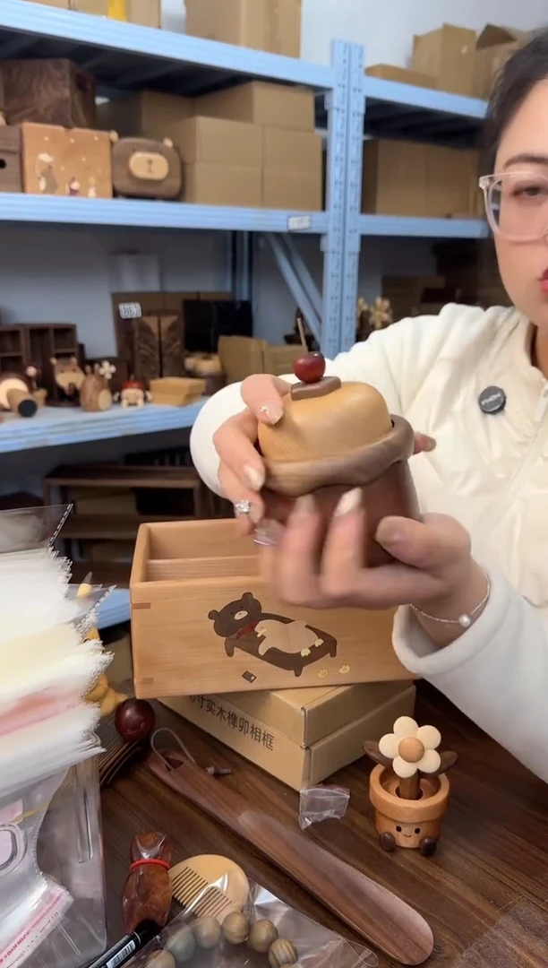 木乌檀木蛋糕收纳盒