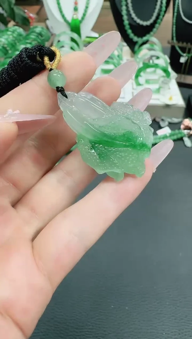 未镶嵌1石英质玉（非洲翠）/0576