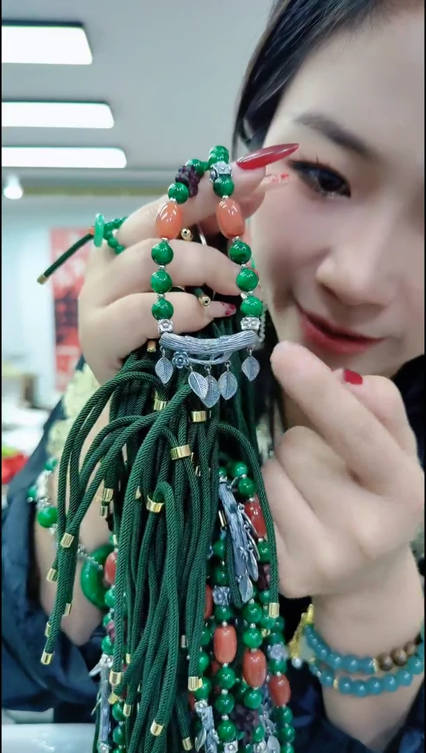 【闪购商品】石英质玉颈饰银S925镶嵌1123绿万能链