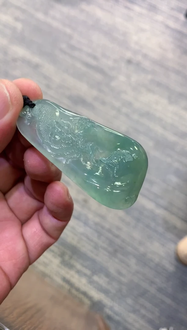 颈饰未镶嵌翡翠天然A货翡翠