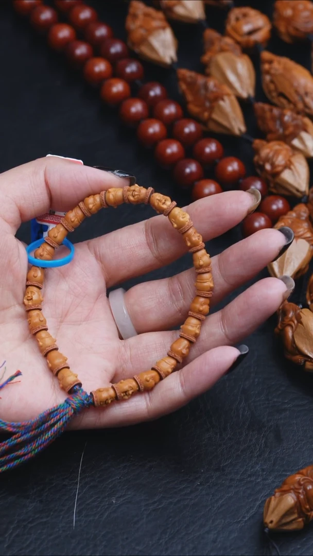 吊坠橄榄核j***a0.75核尖财迷