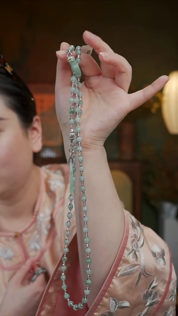 颈饰未镶嵌翡翠翡翠拉环多样性发一