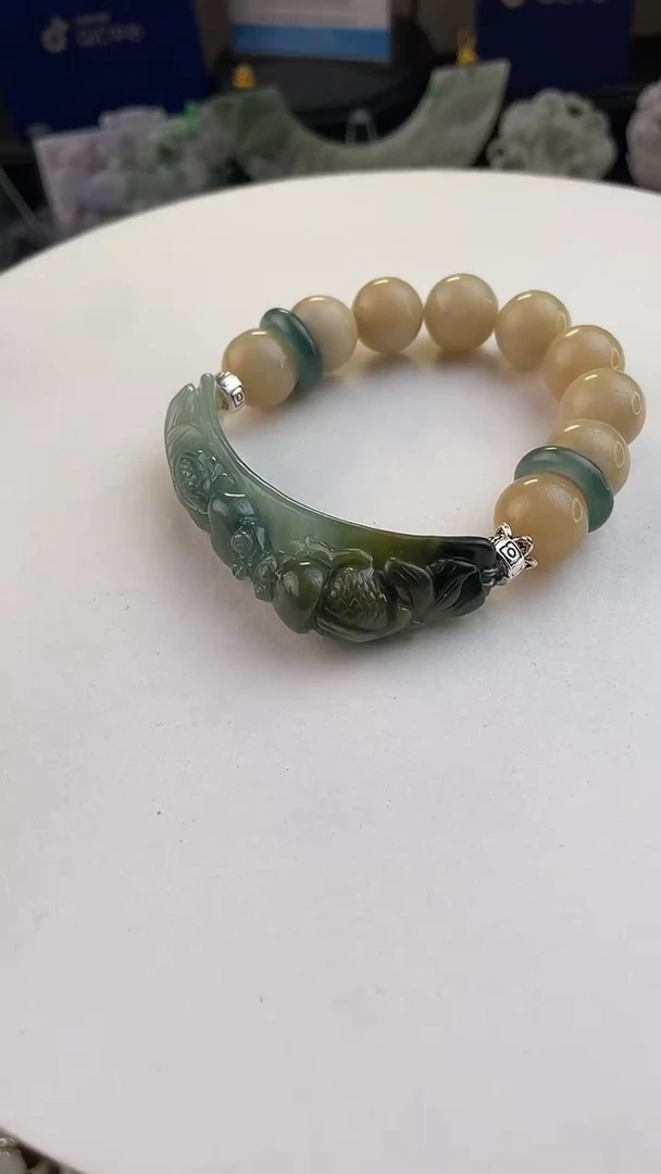 未镶嵌手链翡翠s****i手工定制默认微瑕主播介绍为准
