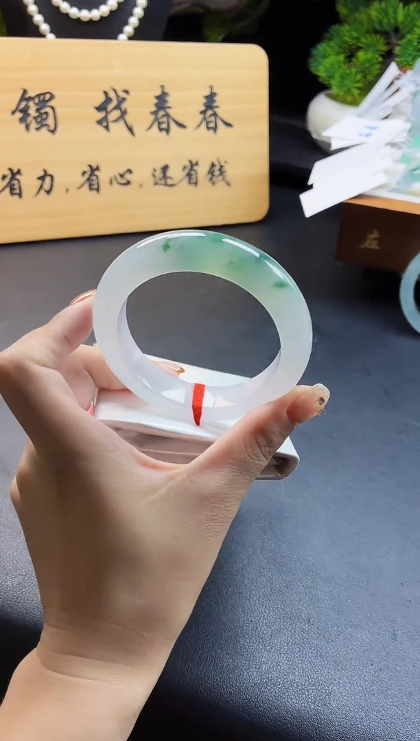 未镶嵌手镯翡翠A,全款7.5W，定金2W