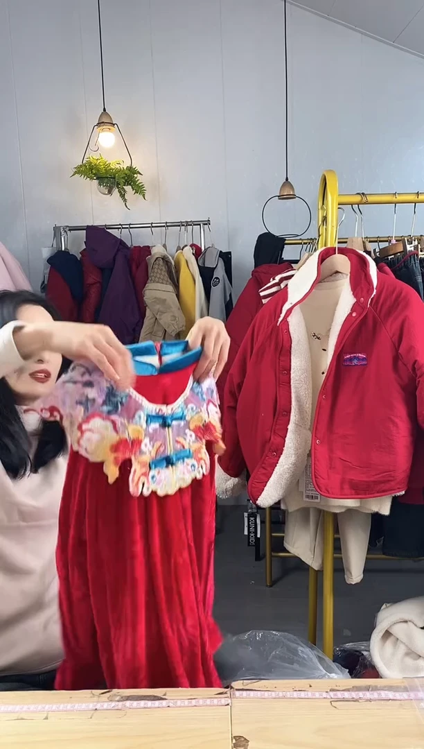 丝绒可拆云肩裙【内里微染【433