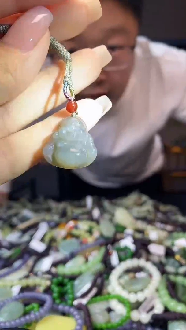 颈饰未镶嵌和田玉多样性发货，拍一发一