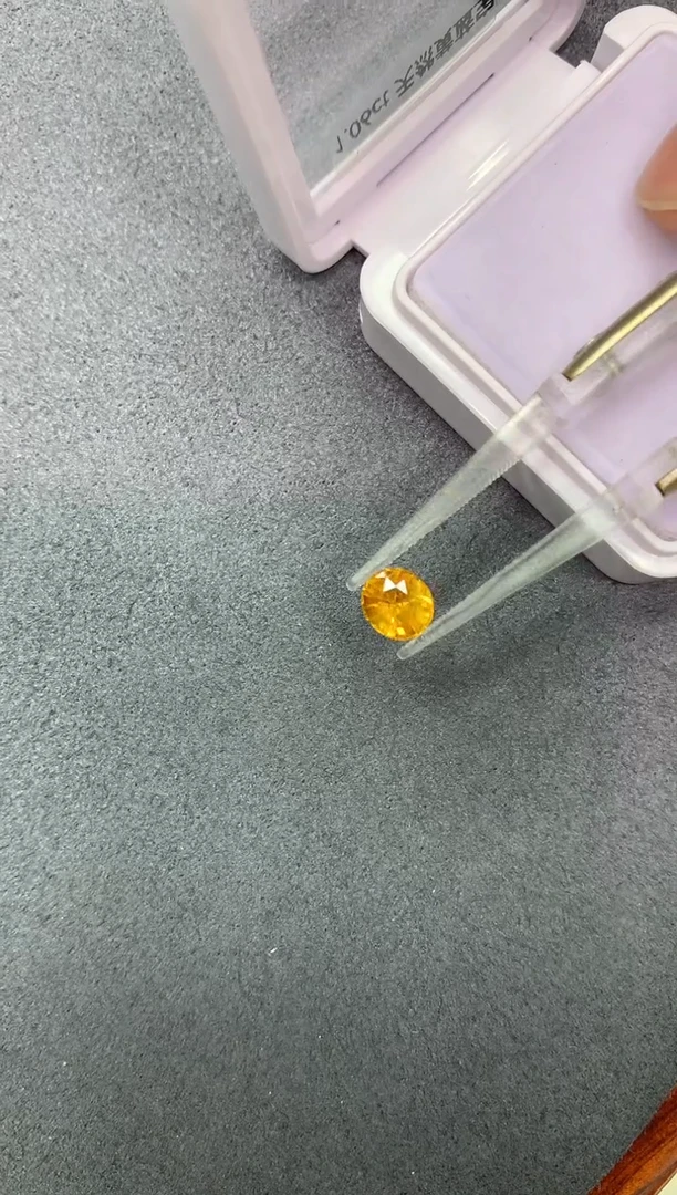 裸石蓝宝石1.06ct 59