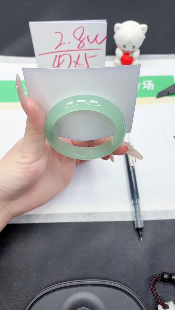 【闪购商品】石英质玉手镯未镶嵌115-54.8