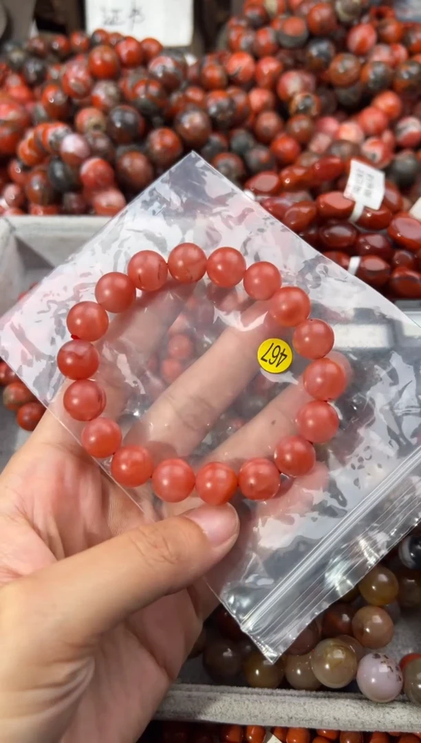 南红玛瑙手串未镶嵌11+