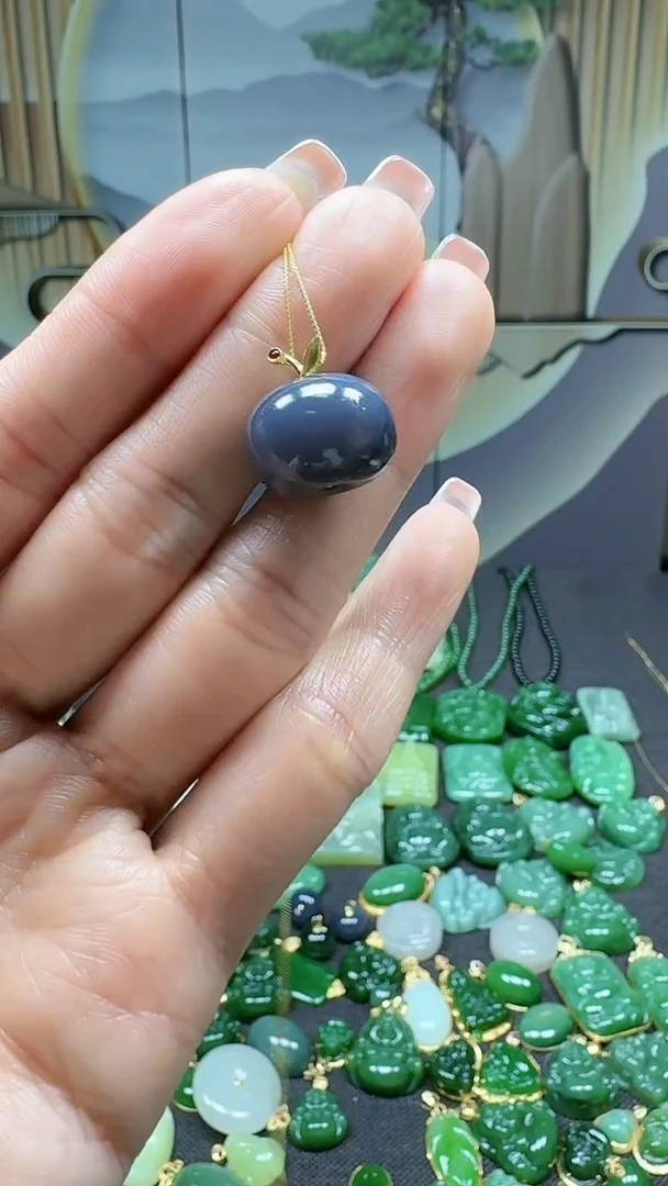 【闪购商品】和田玉吊坠(不含链)18K金镶嵌1