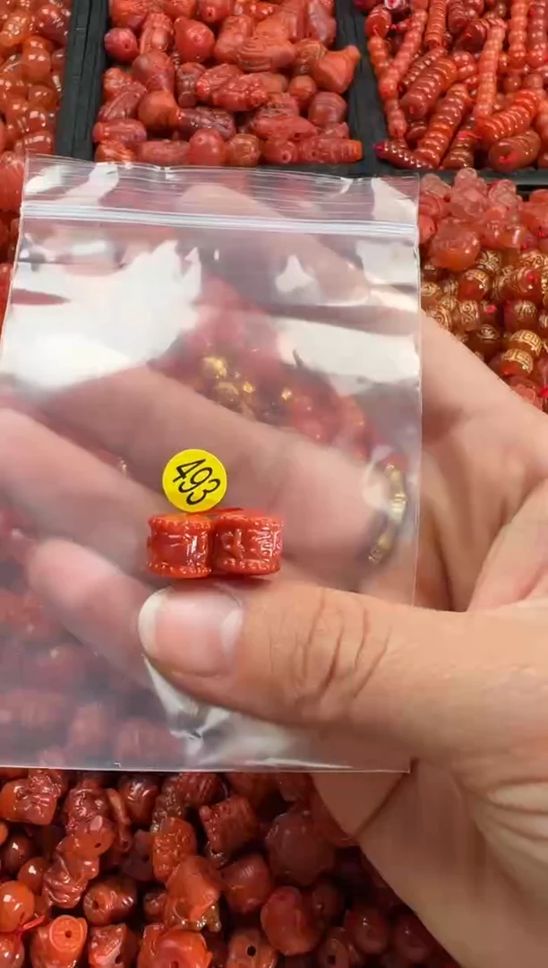 【闪购商品】南红玛瑙颈饰未镶嵌1