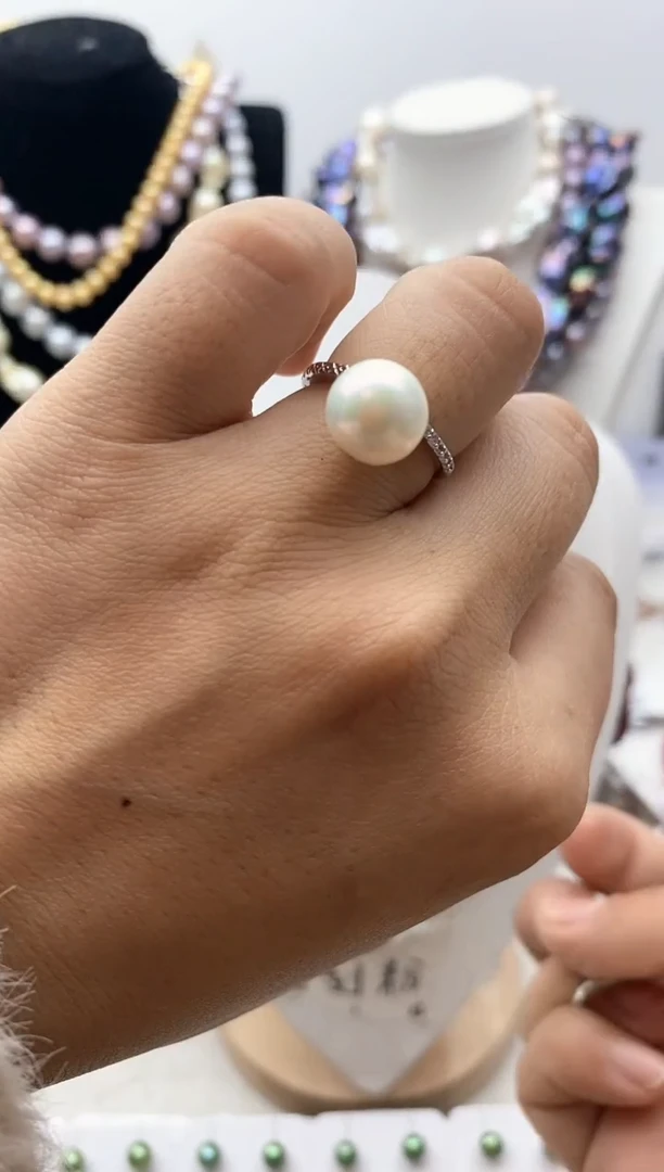 【闪购商品】淡水珍珠颈饰钛钢23