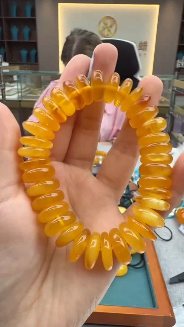 手链琥珀未镶嵌45秒拍号 假一罚三