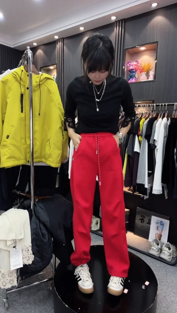 88710红色休闲裤----m