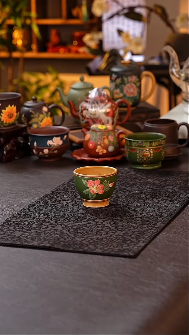 紫砂茶宠黄金断花朵杯