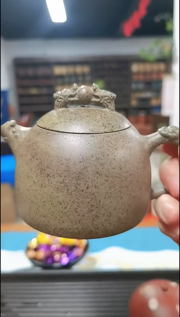 【闪购商品】紫泥紫砂秦权壶 容量200cc