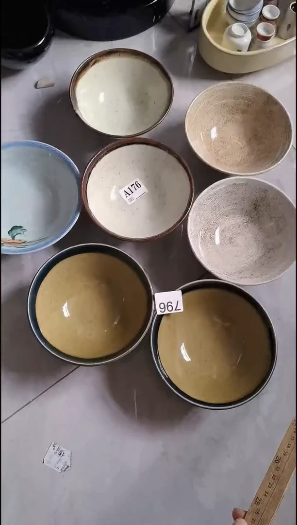 闲****在闲静 中古商品 默认瑕疵 满20包邮 完美主义者慎拍