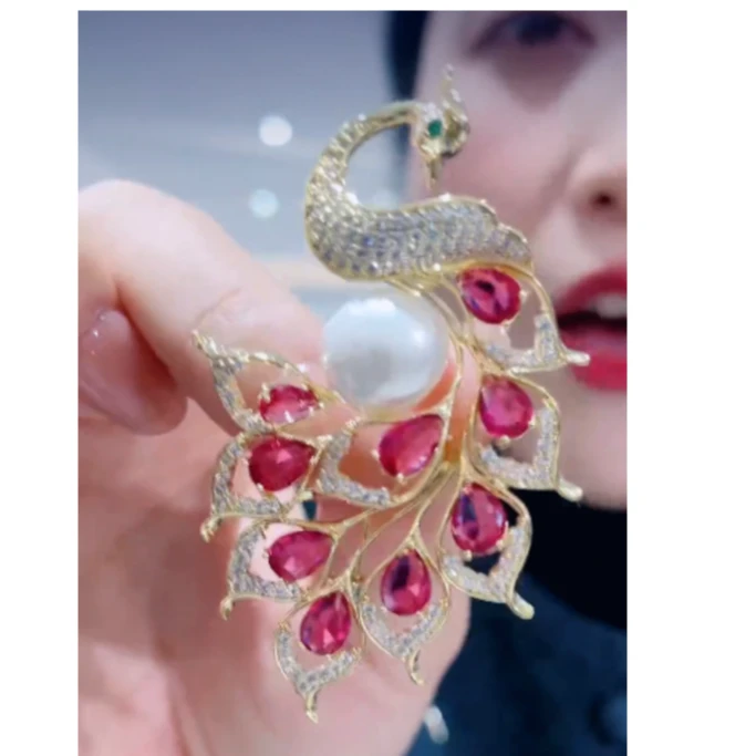 kasiya/卡思雅 铜合金仿水晶胸针 精致时尚孔雀胸针百搭