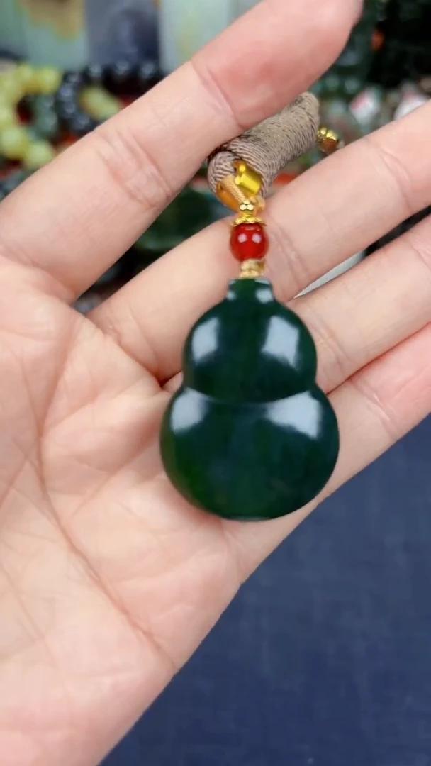 颈饰未镶嵌和田玉和田玉