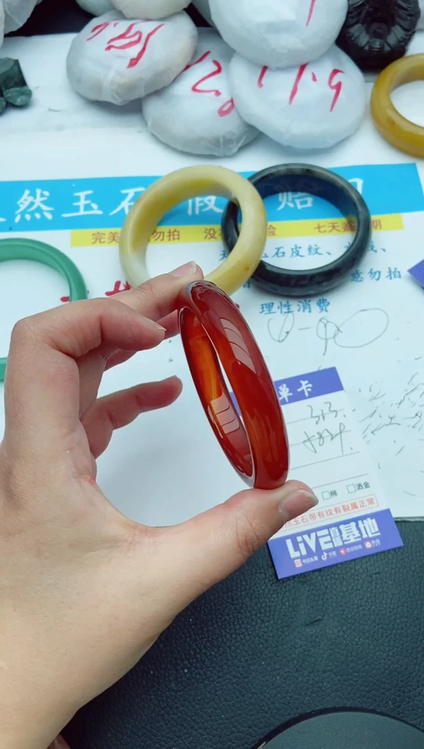 【闪购商品】石英质玉手镯未镶嵌313+58/59