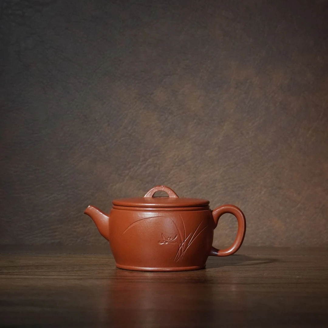 【壹壶 | 汉瓦刻绘】喀左原矿朱泥  手工制130cc