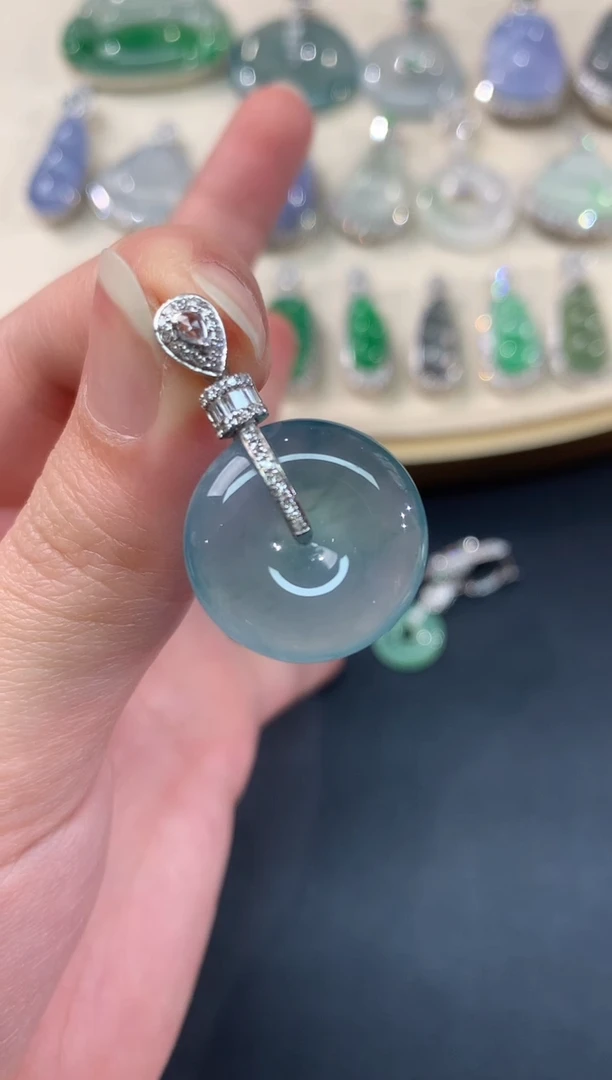 【闪购商品】翡翠吊坠(不含链)18K金镶嵌A312|9800