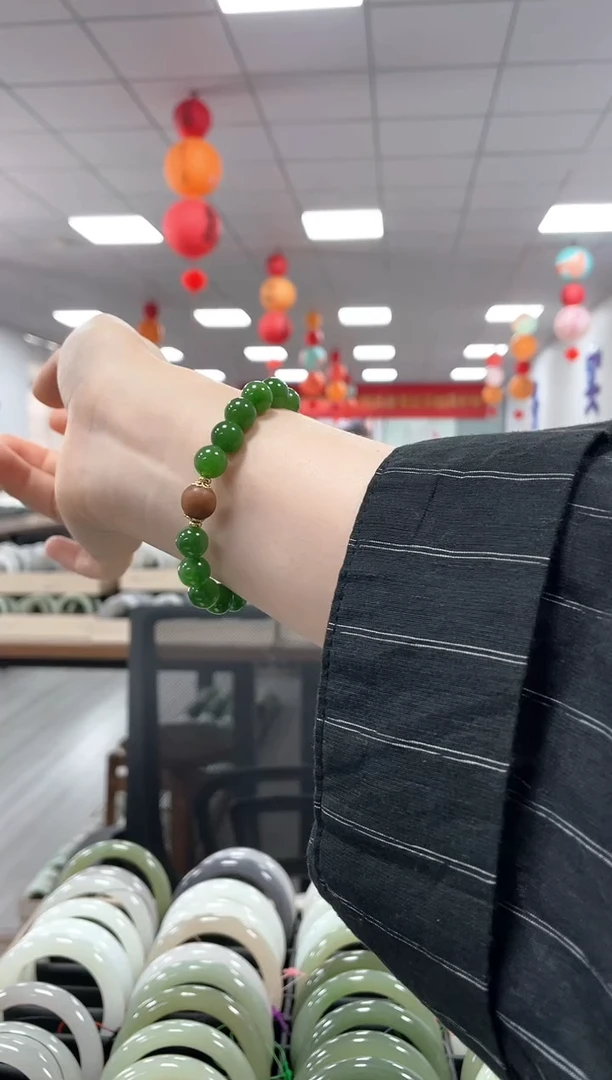 手链未镶嵌和田玉碧玉卡10手串一条