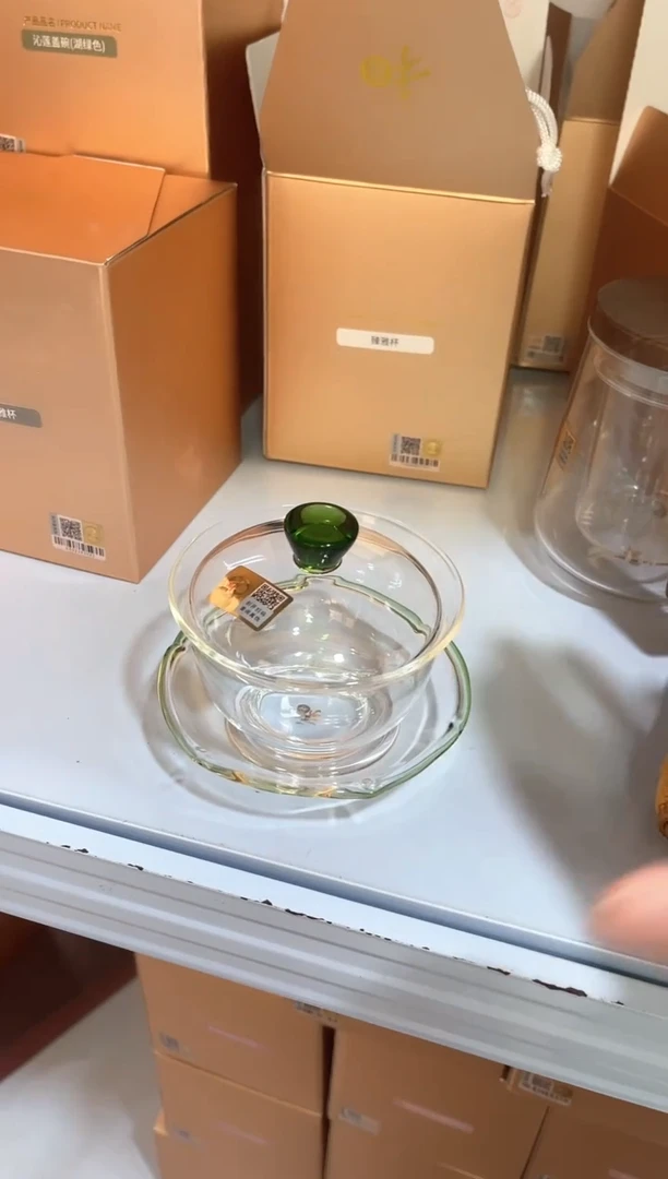【闪购商品】沁莲盖碗湖绿色。。。。