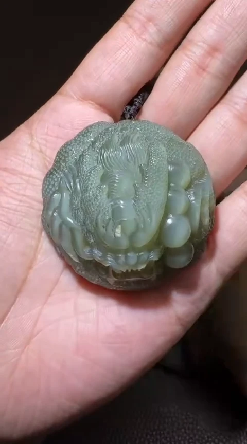 未镶嵌和田玉挂件和田玉