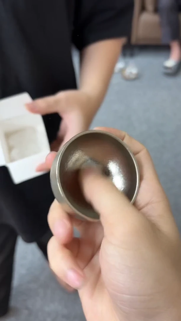 孤品包装瑕疵-钛杯