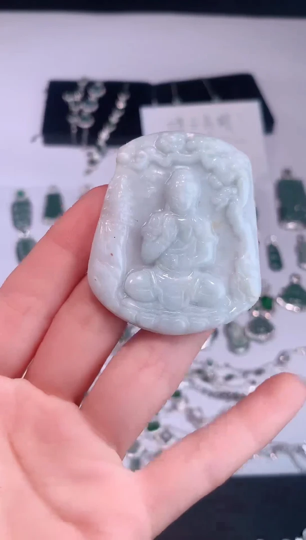 颈饰未镶嵌翡翠0芹0翡翠珠宝434