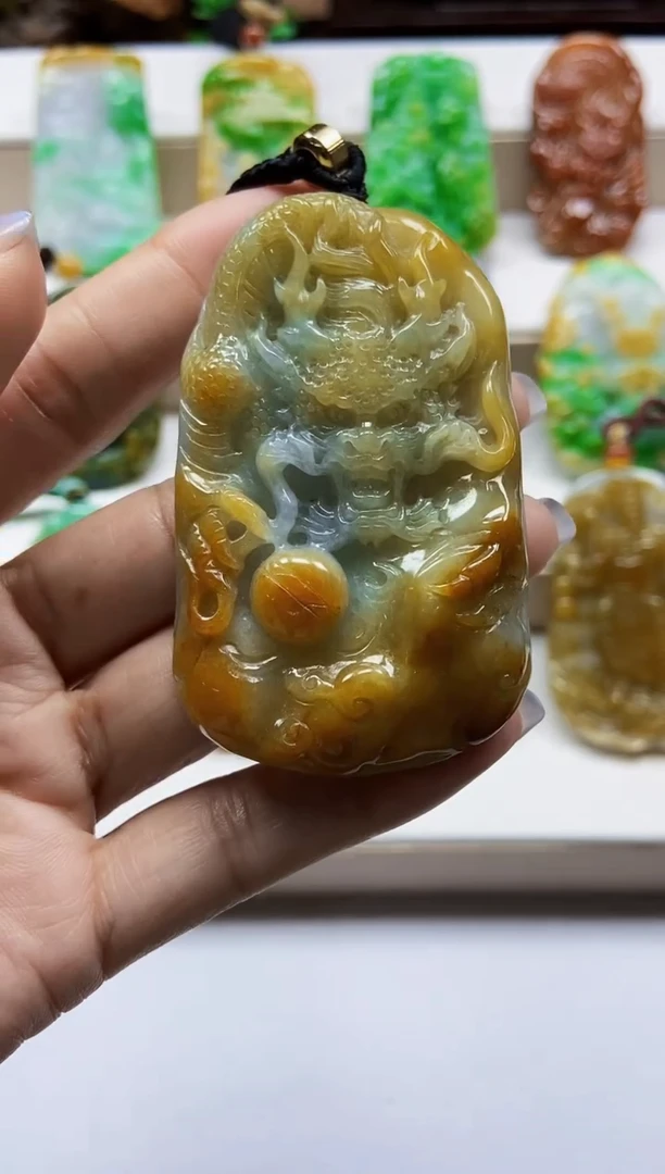 颈饰未镶嵌翡翠翡翠A货