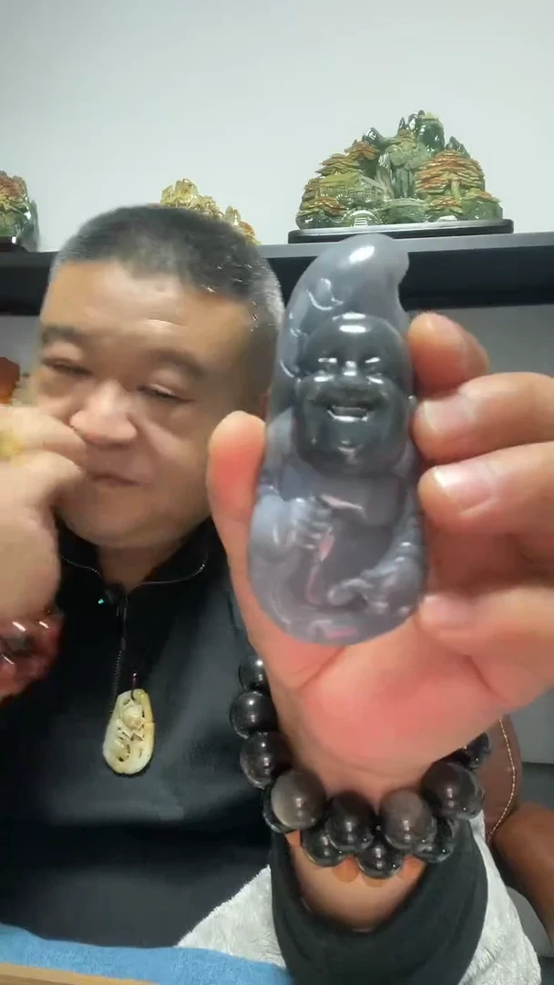 未镶嵌和田玉把件烟紫佛公把件