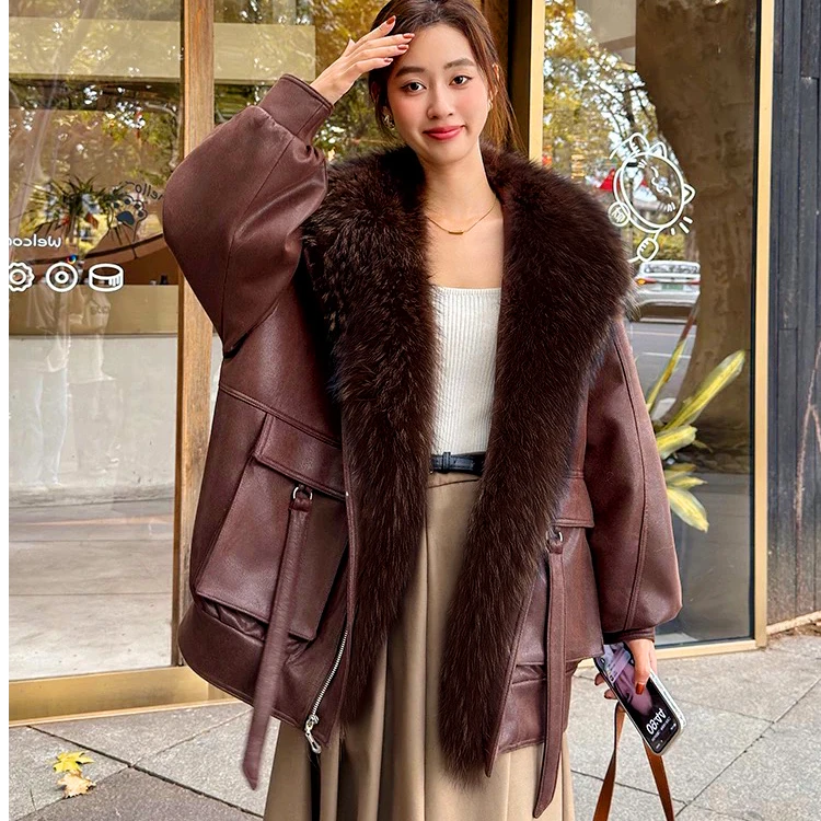 高档皮毛一体外套女保暖女冬季毛领外套气质加绒外套皮夹克大衣