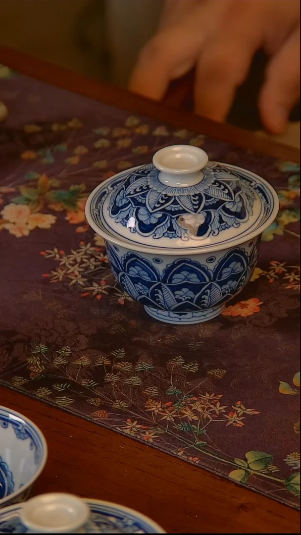 杯手工手绘杯杯很美丽