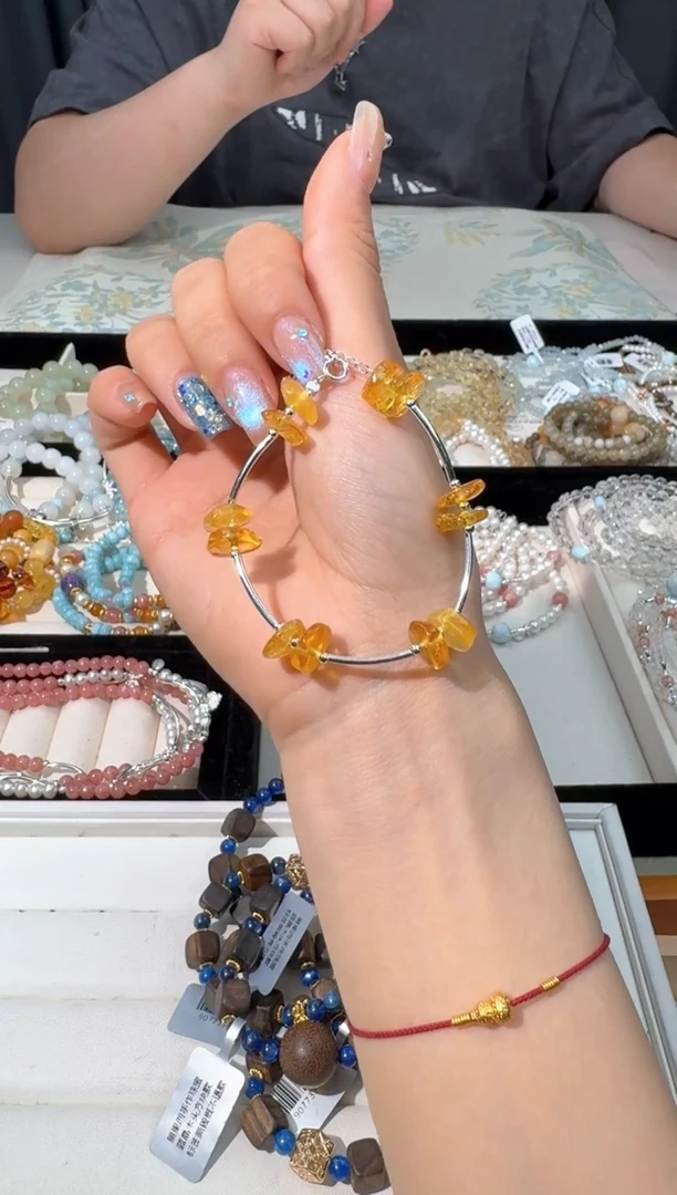 【闪购商品】水晶手链银S925镶嵌A013蜜蜡碎石弯管款