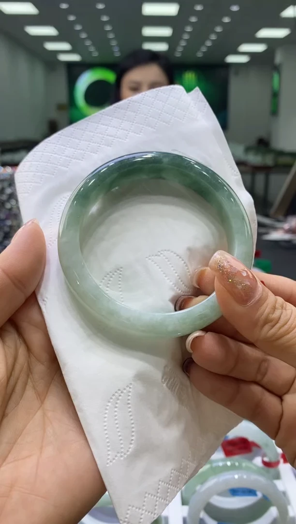 未镶嵌手镯翡翠00004485