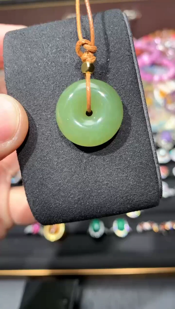 颈饰未镶嵌和田玉Y102