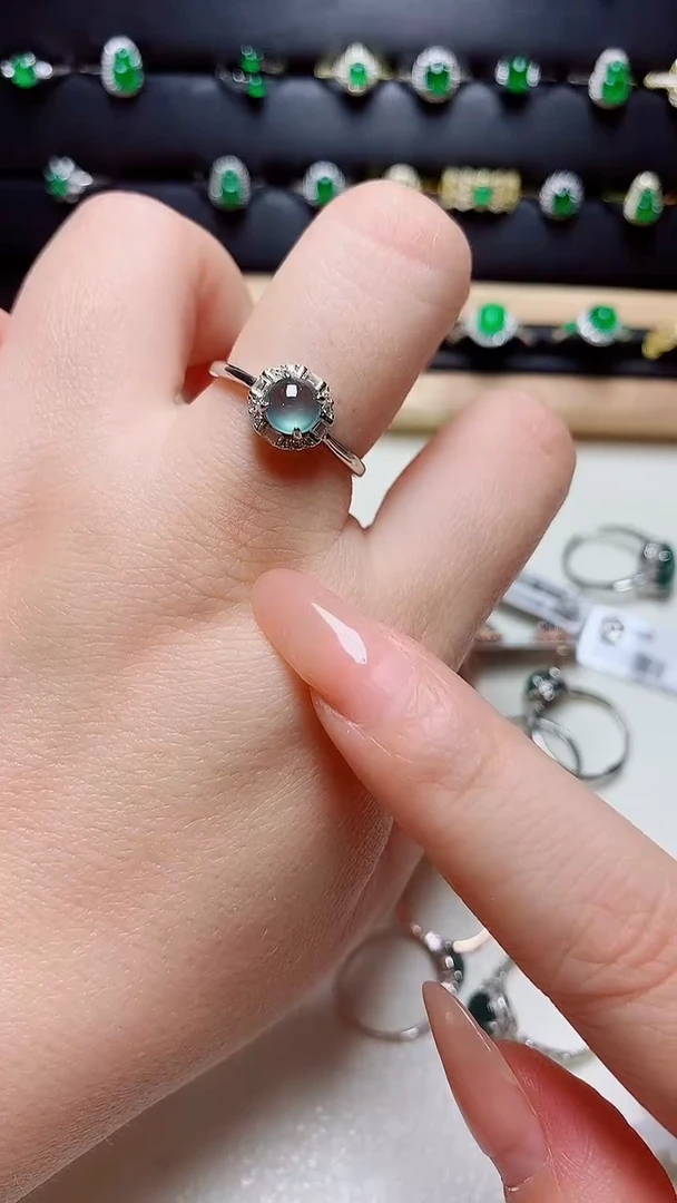 翡翠戒指银S925镶嵌天然翡翠s925银镶嵌