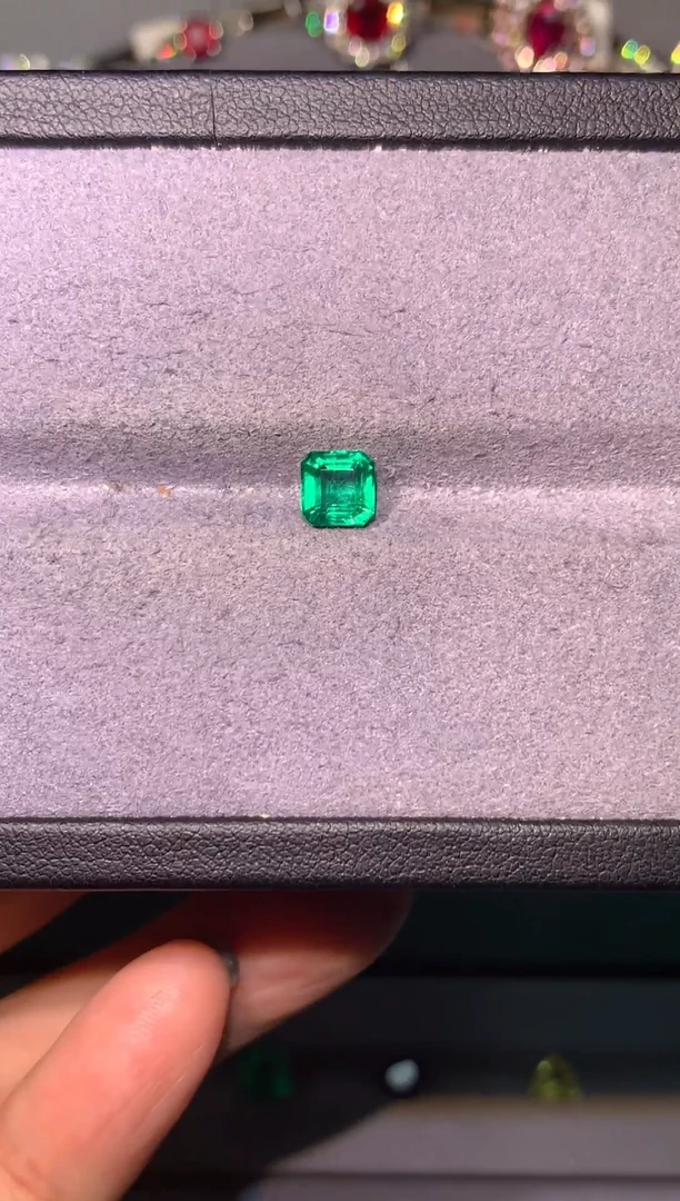 裸石祖母绿1.06ct赞比亚VVG微油VB吉尔德