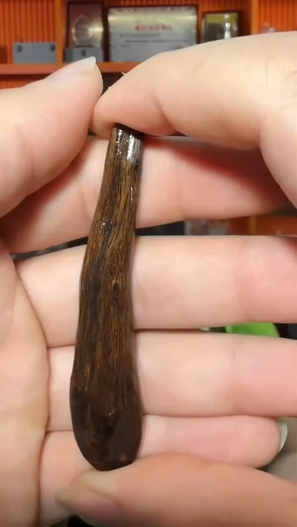 沉香吊坠77号沉水白棋多样性发一