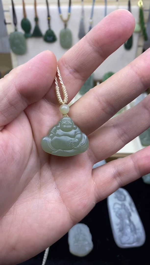 颈饰未镶嵌和田玉天然和田玉吊坠