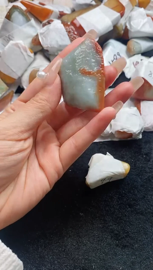 翡翠裸石翡翠挂件裸石