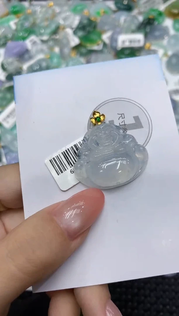 颈饰18K金镶嵌翡翠111111111111