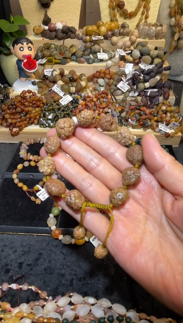 未镶嵌手链玛瑙/玉髓黄鱼籽玛瑙手链