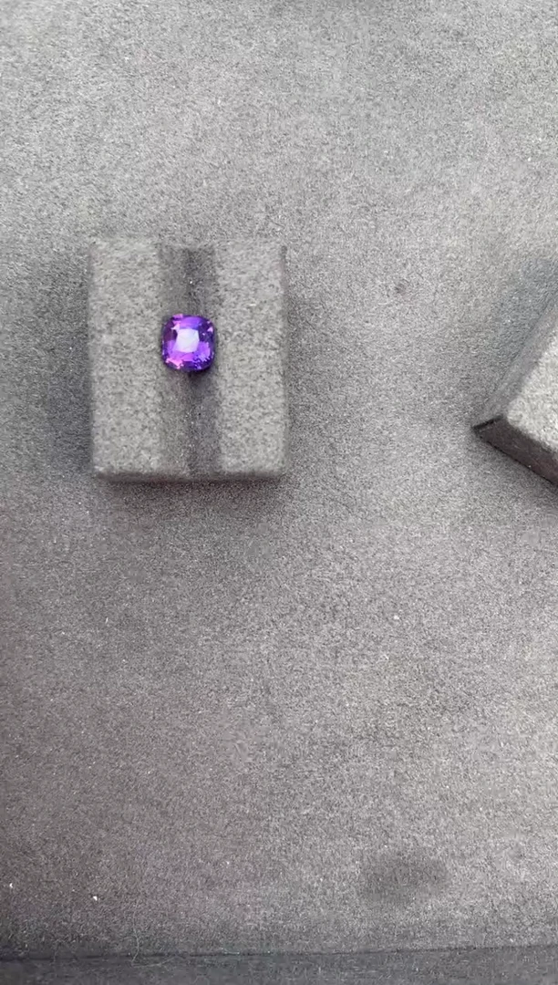 【闪购商品】彩色蓝宝石裸石未镶嵌2ct无烧紫蓝宝