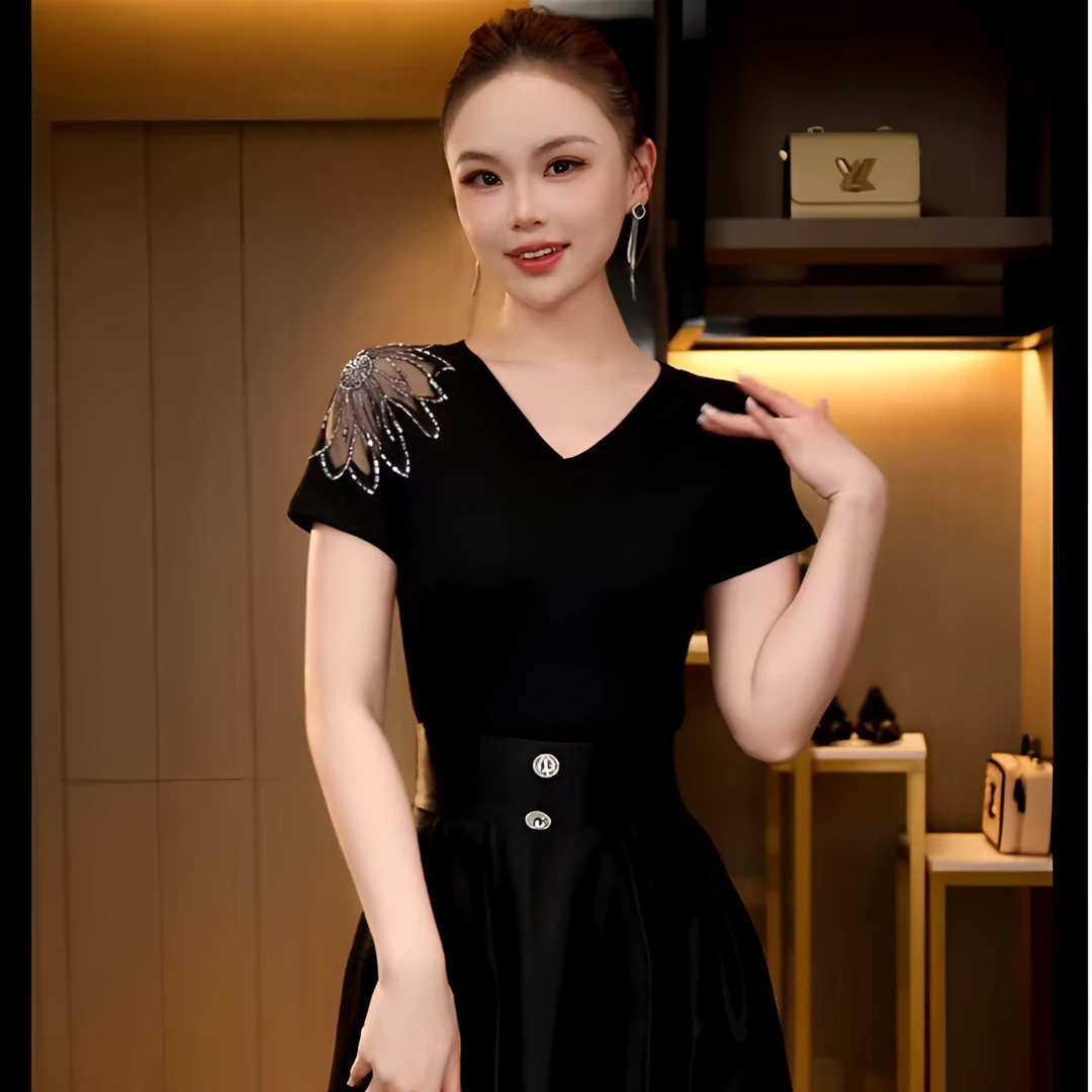 DY25X-621新款花边镂空镶钻洋气修身显瘦打底衫女潮气质